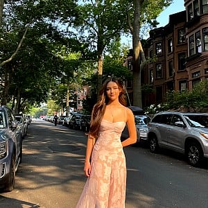 Mabel Chee