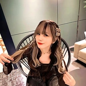 Machico (singer)