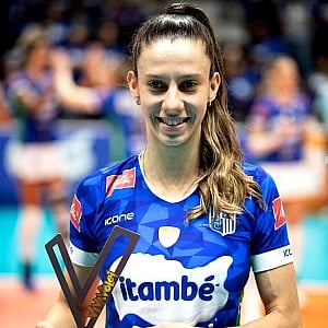 Macris Carneiro