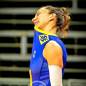 Macris Carneiro