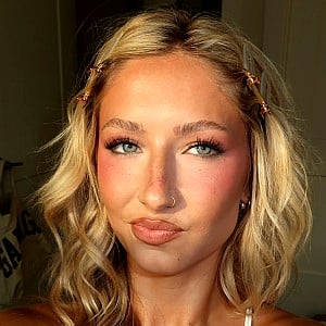 Macy Loe