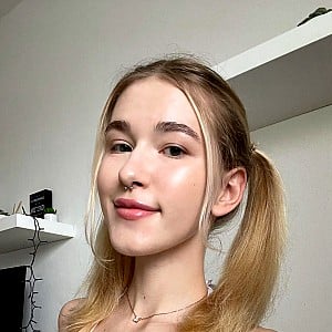Maddie Grey