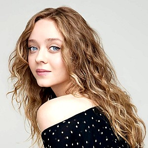 Madeleine Arthur