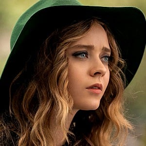 Madeleine Arthur