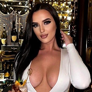 Madison Hainsworth