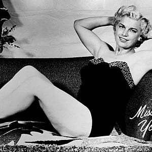 Mae Young