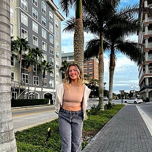 Maggie Mendelson