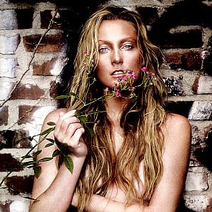 Maggie Rizer