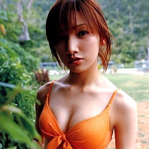 Maki Goto