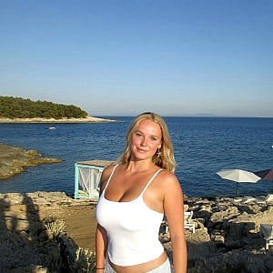Mallory Nelson