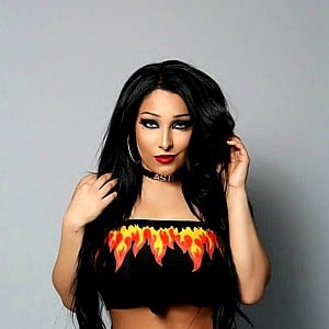 Mandy Leon