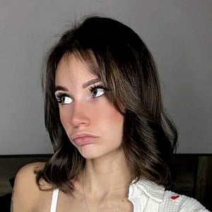 Manon Charneau
