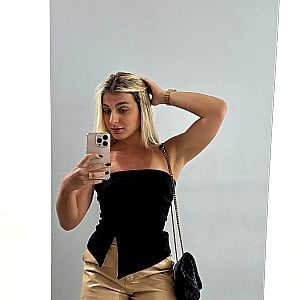 Manuella Ribeiro