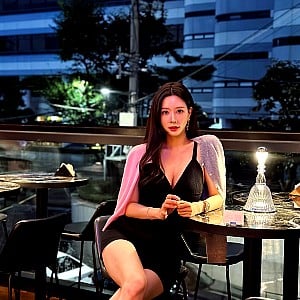Manyo Yoojin