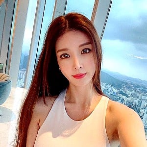 Manyo Yoojin