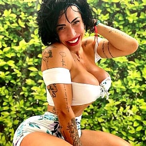 Mara Oliveira