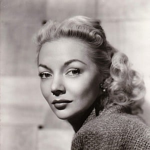 Mari Blanchard