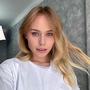 Mari Moore