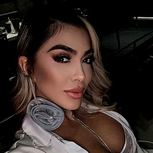 Maria Ale Hoyos