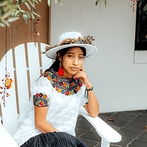 Maria Mercedes Coroy