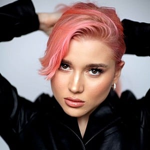 Maria Tichinskaya
