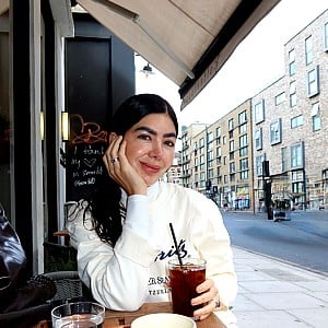 Mariana Davalos