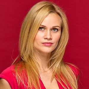 Marina Domozhirova