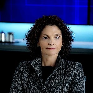 Mary Elizabeth Mastrantonio