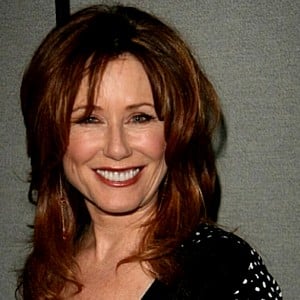 Mary McDonnell