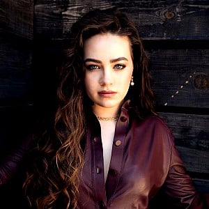 Mary Mouser