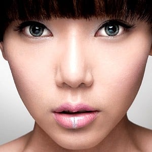 Maureen Chen