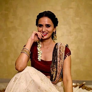 Meenakshi Dixit