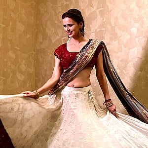 Meenakshi Dixit