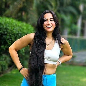 Meenal Pathak