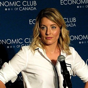 Melanie Joly