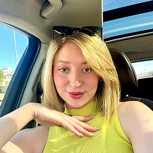 Melissa Adjout