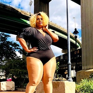 MiMi Jones
