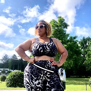 MiMi Jones