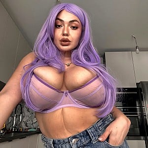Mia Bigtits