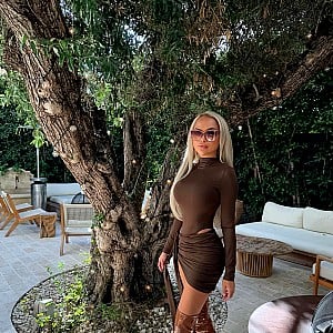 Mia Gray