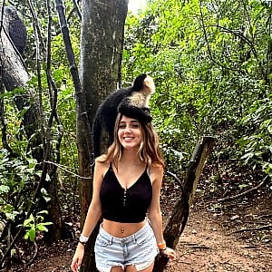 Mia Mehrabian