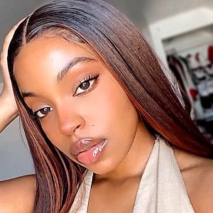 Mia Moore