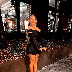Mia Salaveria