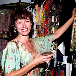 Mia Sara