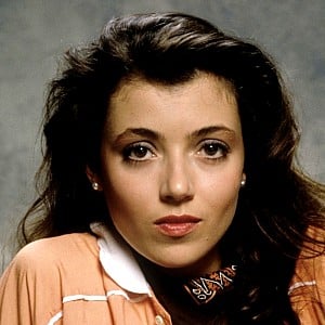 Mia Sara