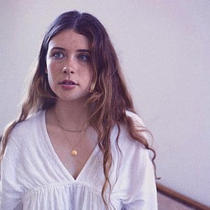 Mia Tomlinson