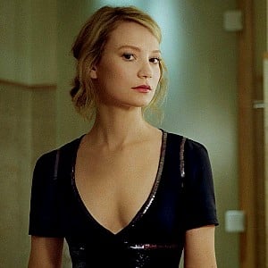 Mia Wasikowska