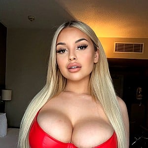 Mia Williams