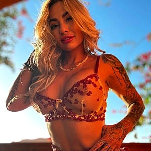 Michaela Isizzu