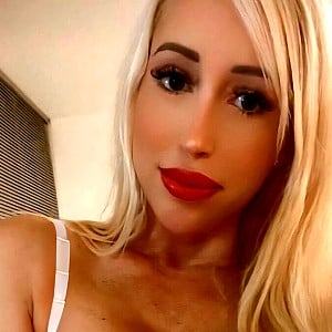 Michelle Nicole